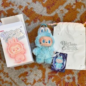 Labubu Big Into Energy Hope